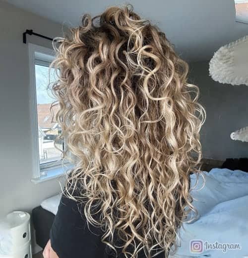 023-Blonde Curly Long V Haircut